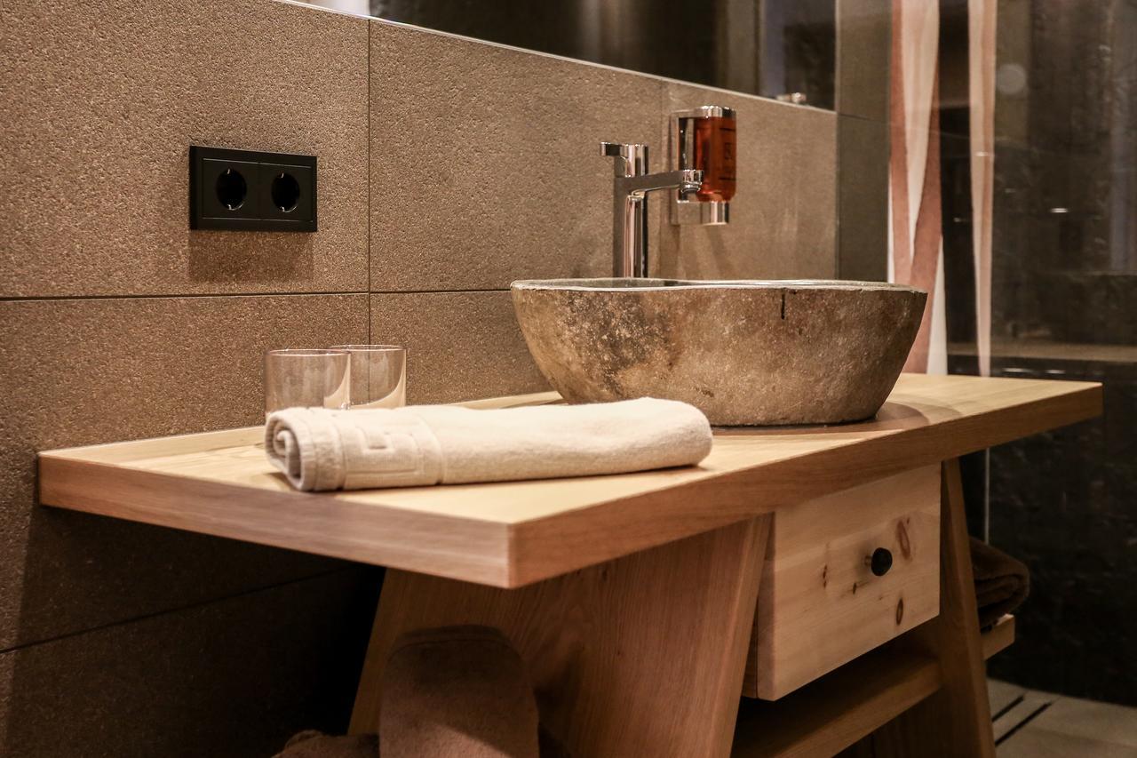 Hotel Gasthof Hoellriegl Sarentino Chambre photo